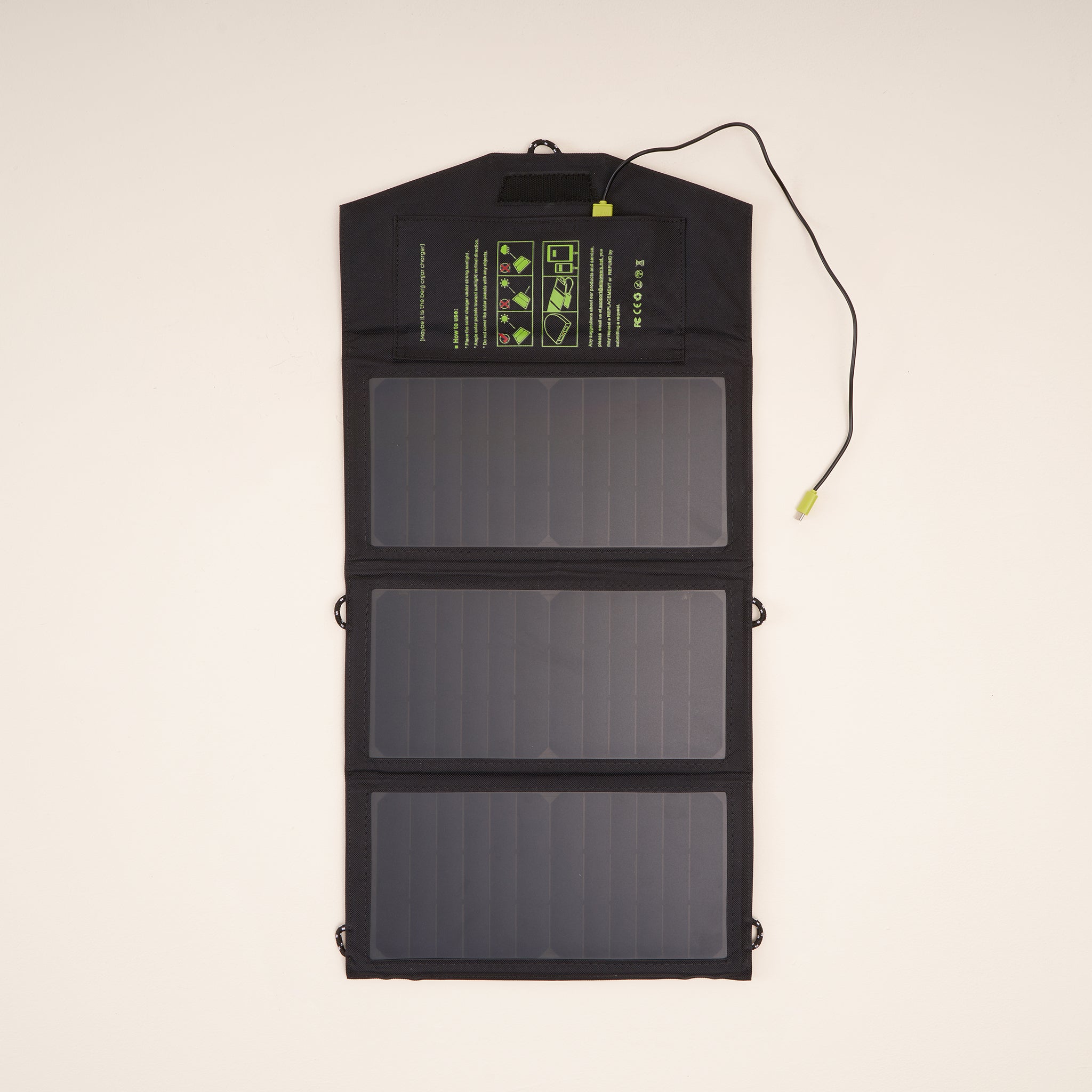 Simple - 21W Folding Solar Panel with USB outputs