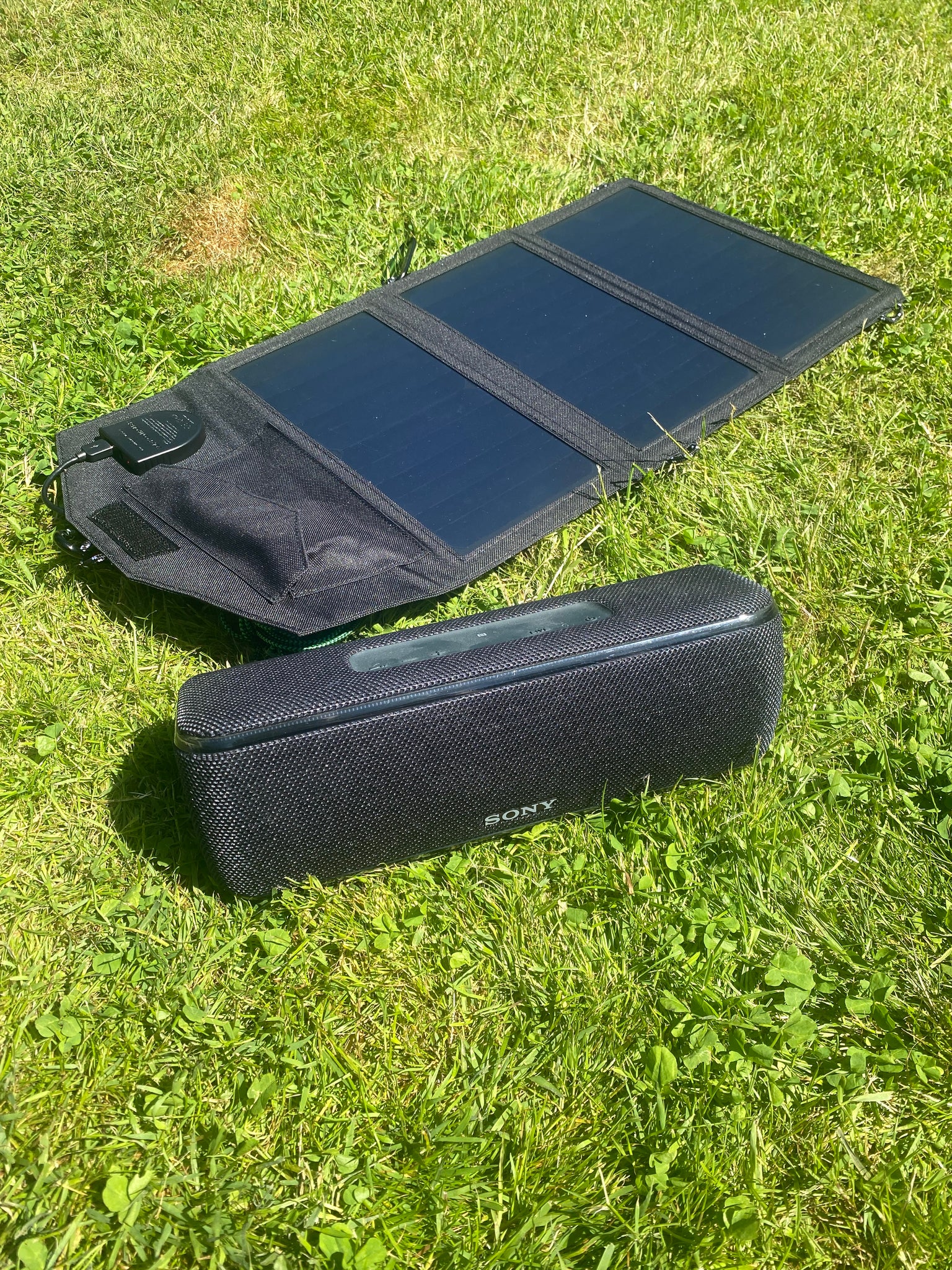 Simple - 21W Folding Solar Panel with USB outputs